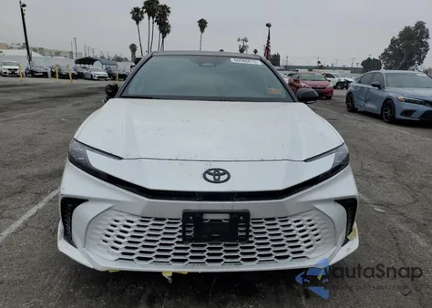 2025 Toyota Camry Xse z USA, uszkodzony, nr VIN 4T1DAACK7SU093222